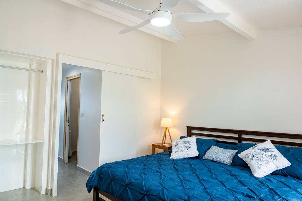 Photo of Others in Nettle Bay