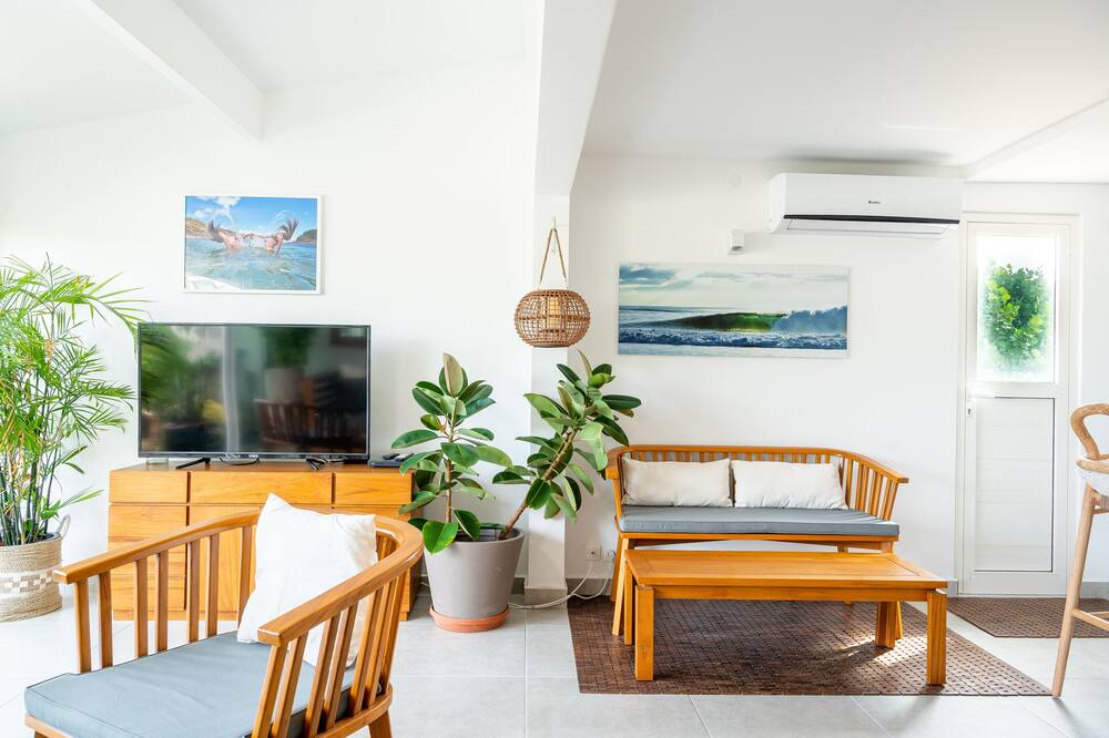 Photo of Livingroom in Nettle Bay