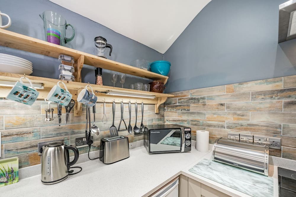 Photo of Kitchen in Llanvair Kilgeddin