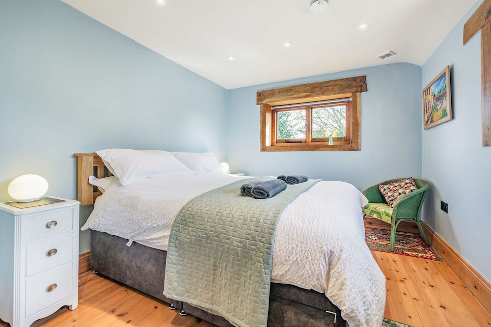 Photo of Bedroom in Llanvair Kilgeddin