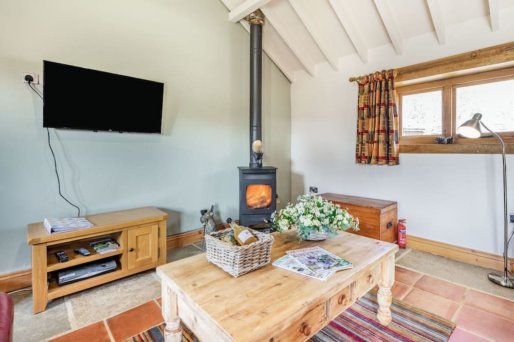 Photo of Livingroom in Llanvair Kilgeddin