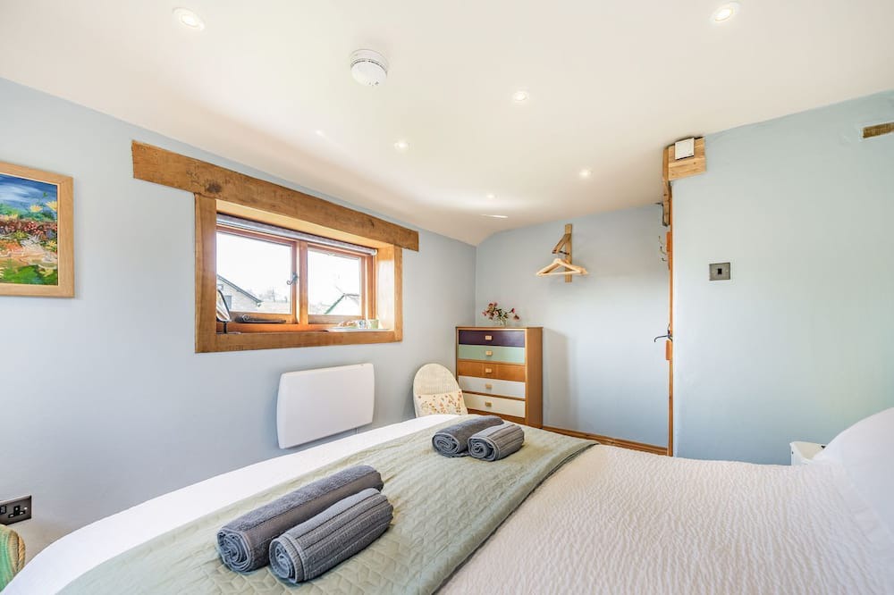 Photo of Bedroom in Llanvair Kilgeddin