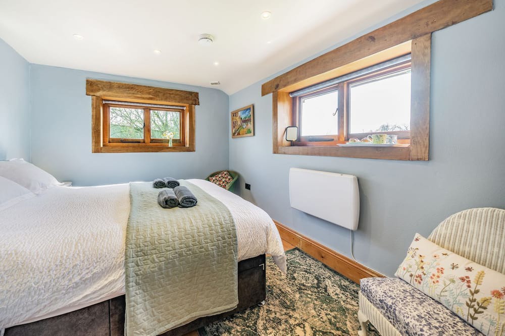 Photo of Bedroom in Llanvair Kilgeddin