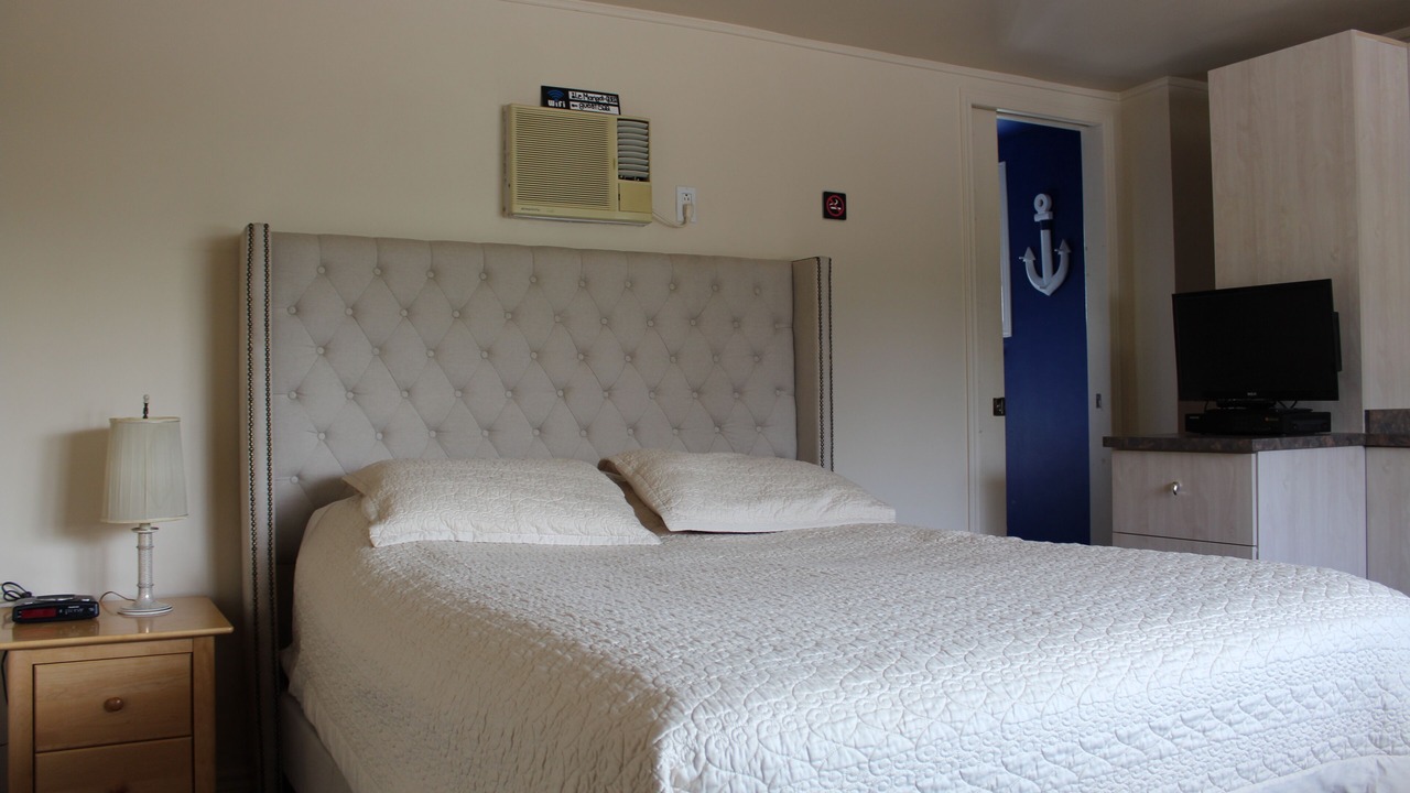 Photo of Bedroom in Vaudreuil
