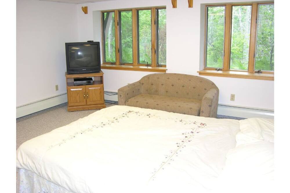 Photo of Bedroom in Lake Clear