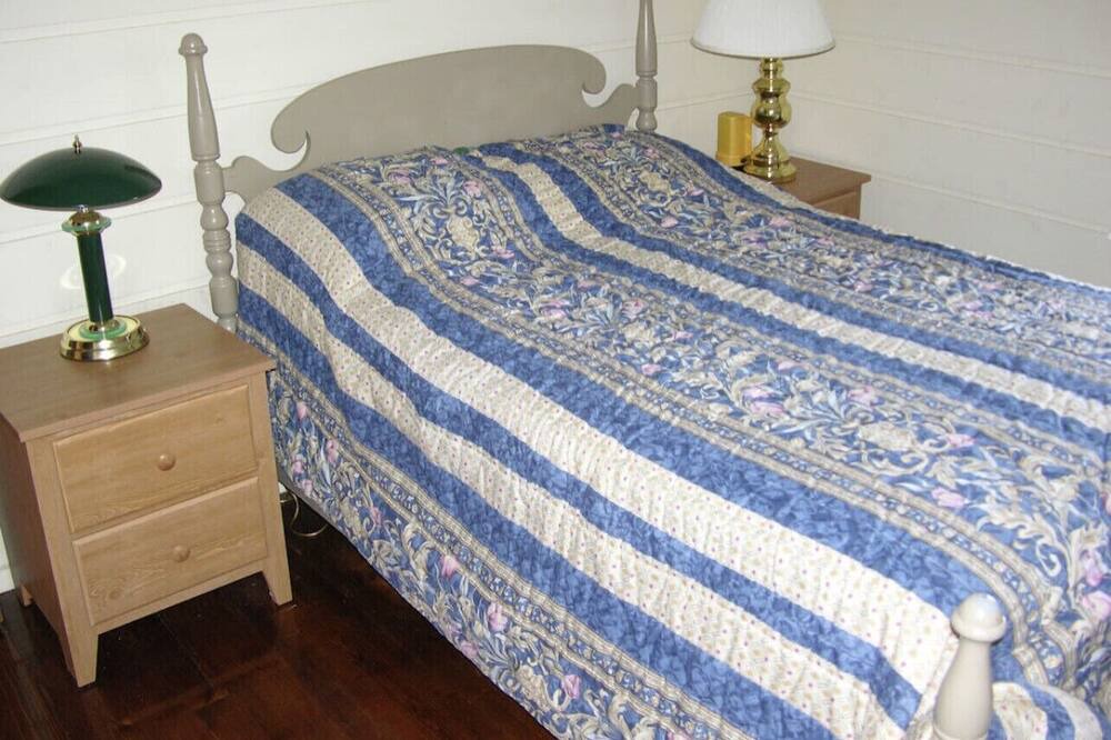 Photo of Bedroom in Lake Clear