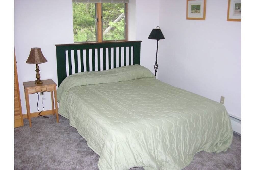 Photo of Bedroom in Lake Clear