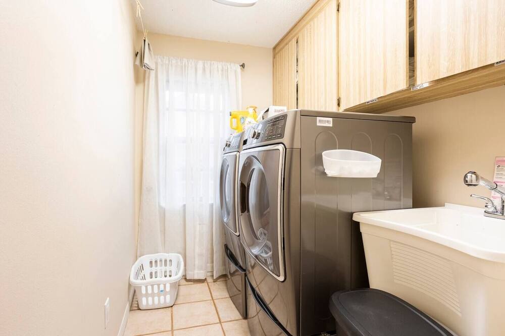 Photo of Bedroom in Lake Valencia