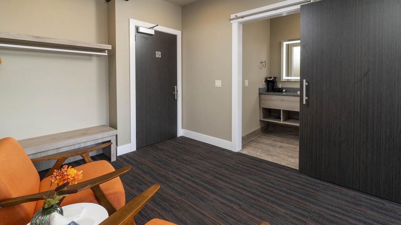 Photo of Bedroom in Sisters
