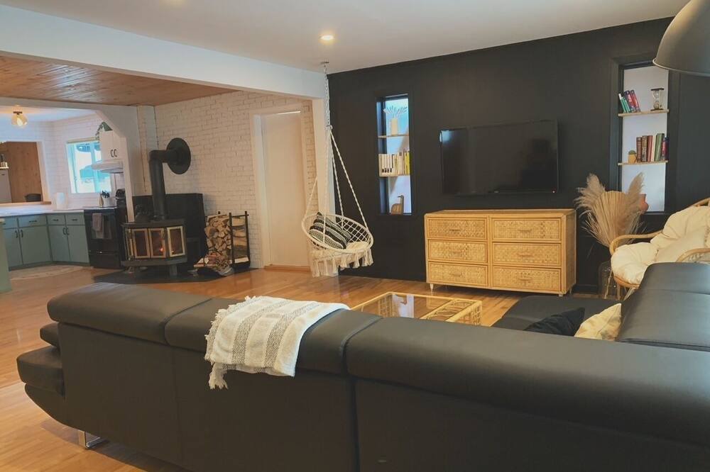 Photo of Livingroom in Sainte-Lucie-des-Laurentides