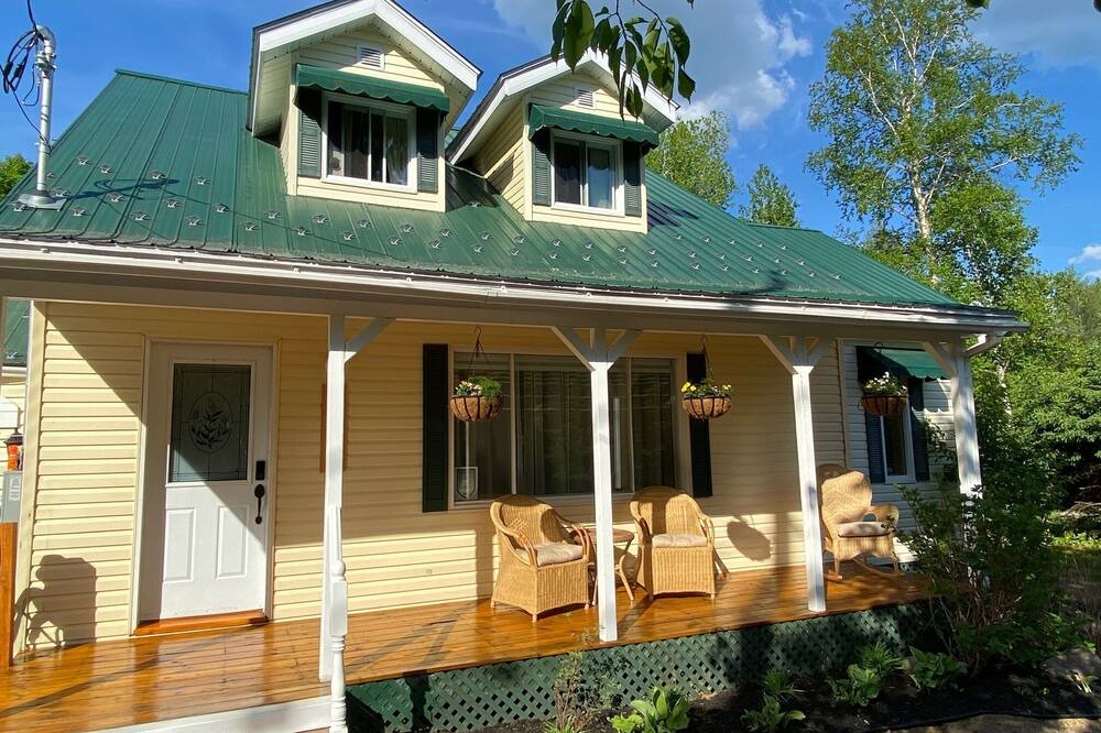 Photo of Outdoor in Sainte-Lucie-des-Laurentides