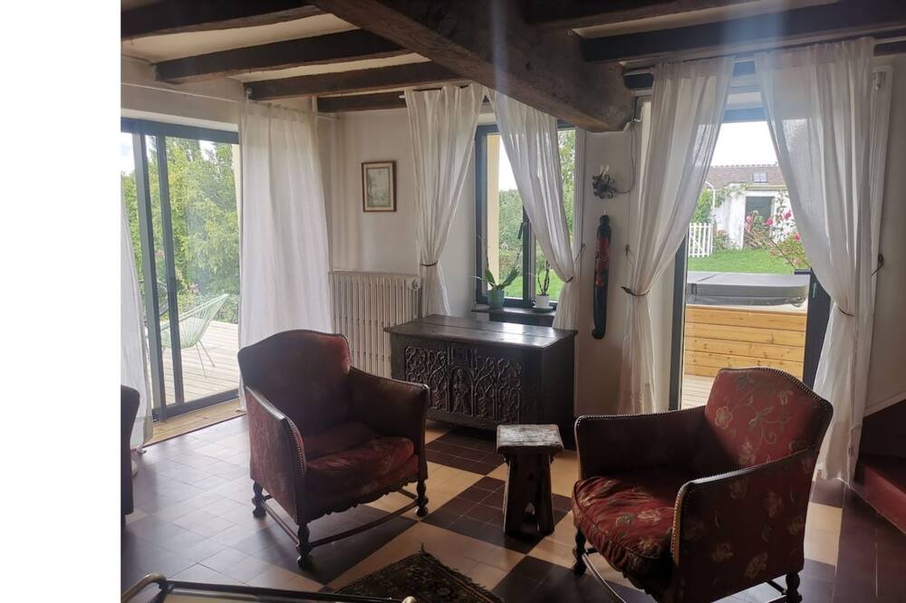 Photo of Others in Nesle-la-Reposte