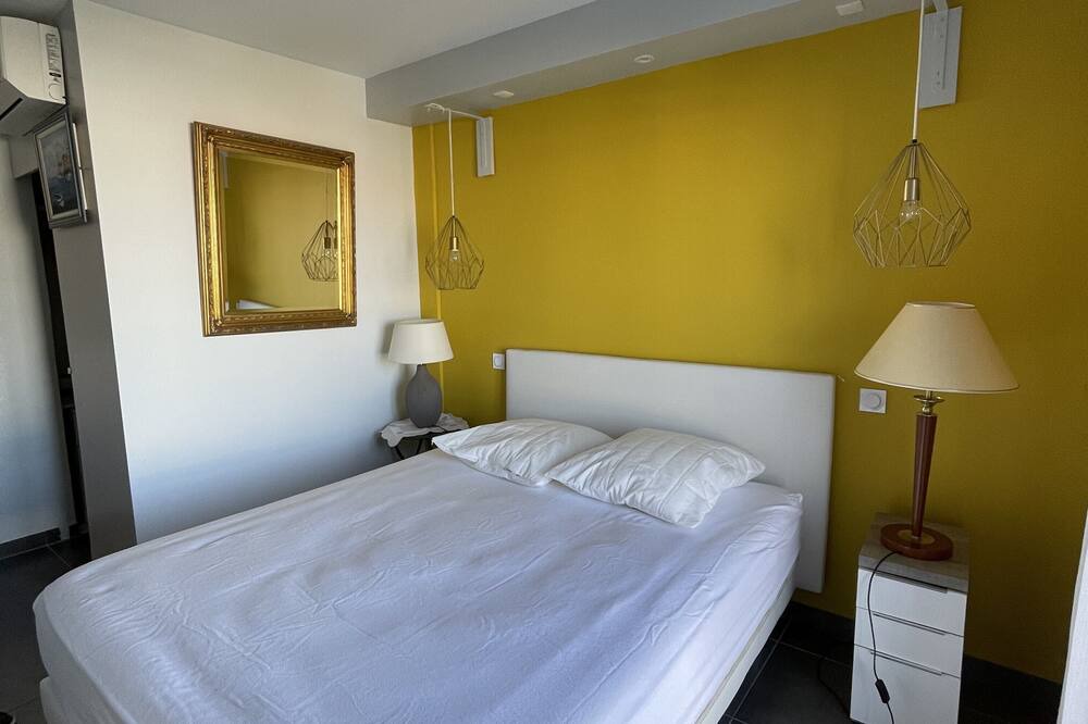 Photo of Bedroom in Le Grau-Du-Roi