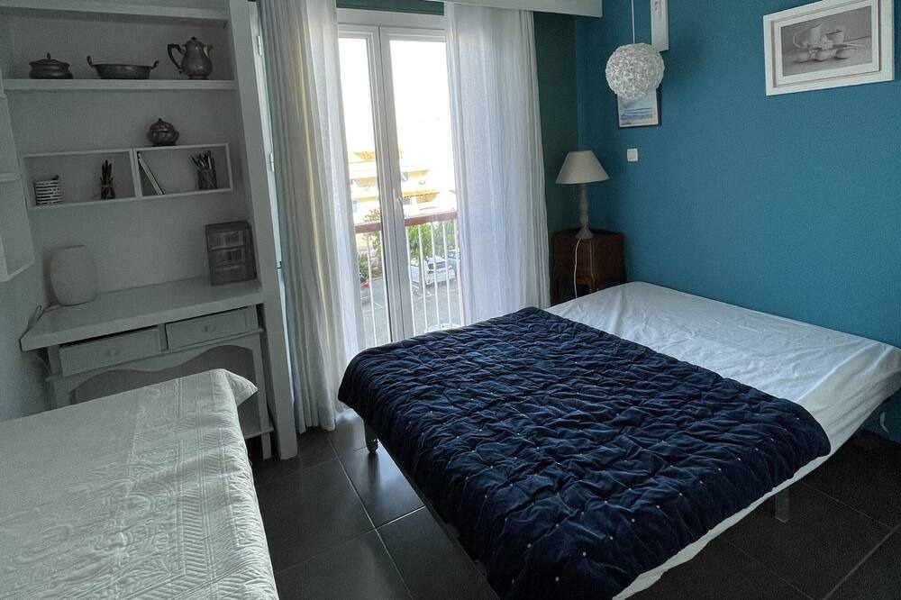 Photo of Bedroom in Le Grau-Du-Roi