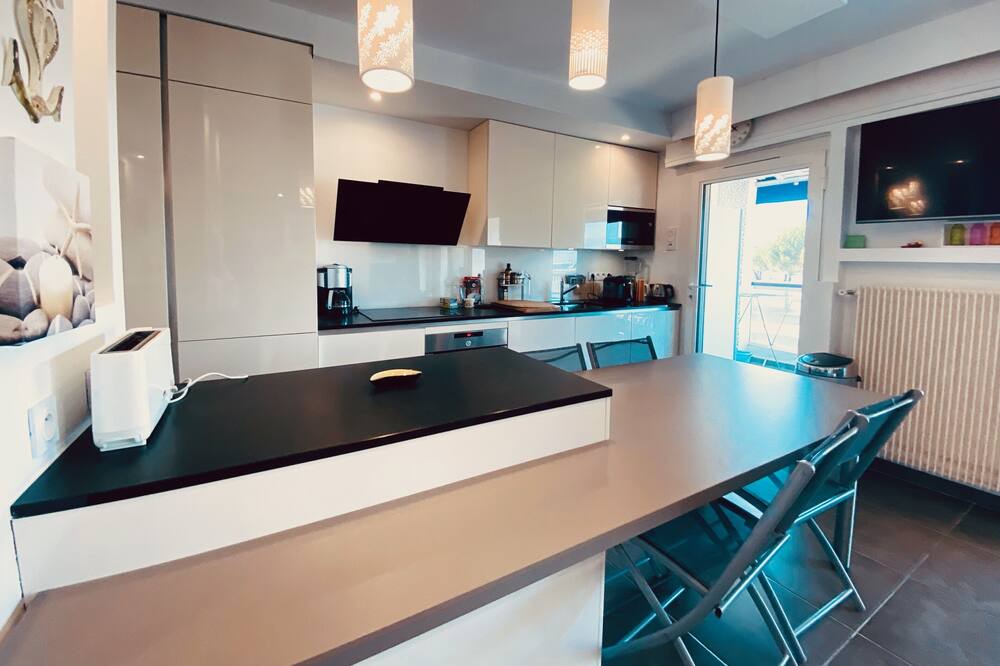 Photo of Kitchen in Le Grau-Du-Roi