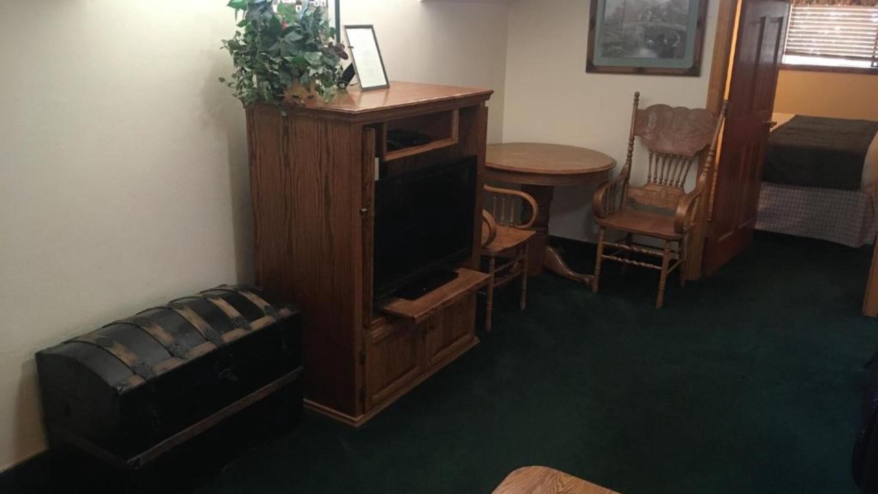 Photo of Livingroom in Kernville