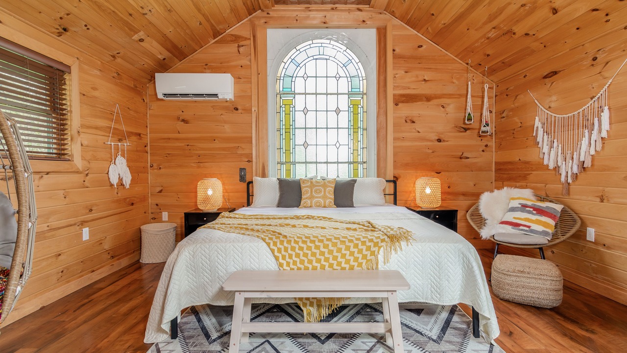 Photo of Bedroom in Ithaca