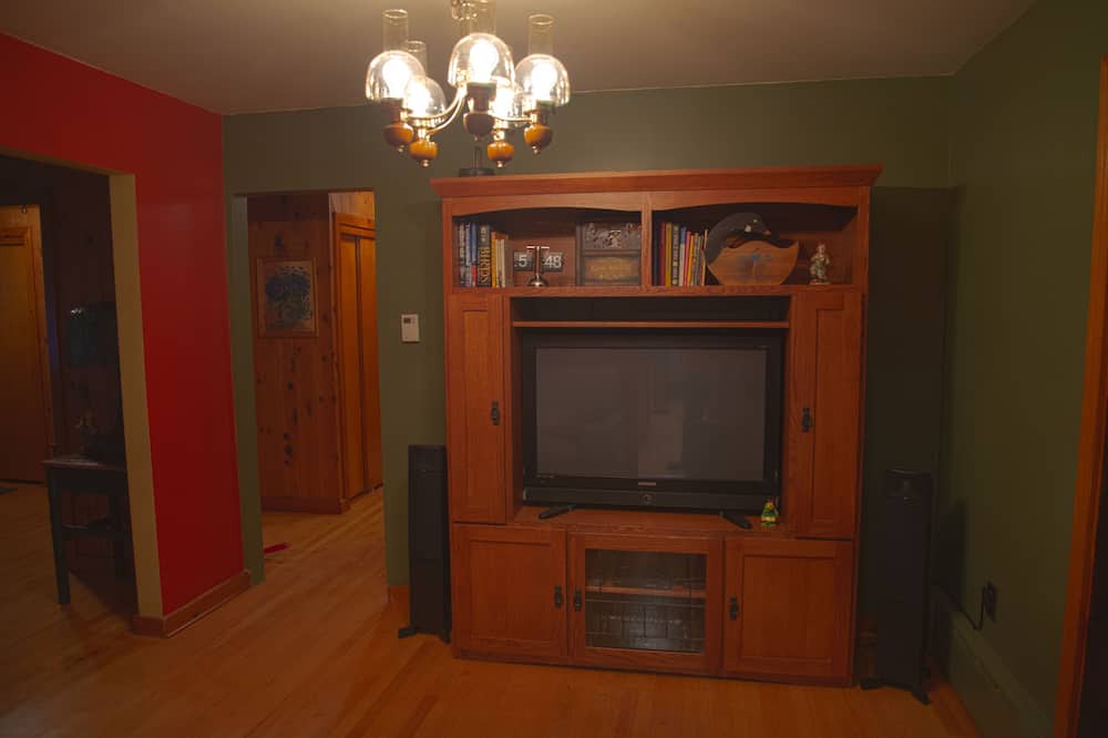 Photo of Bedroom in Lewis County