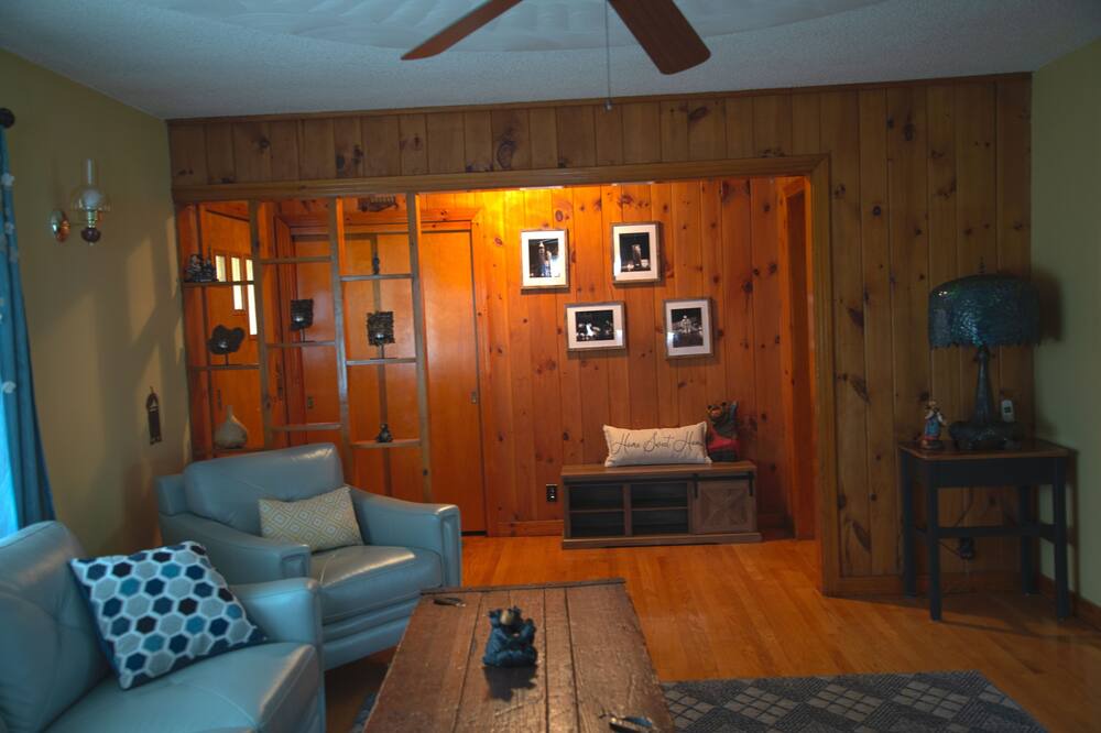Photo of Livingroom in Lewis County