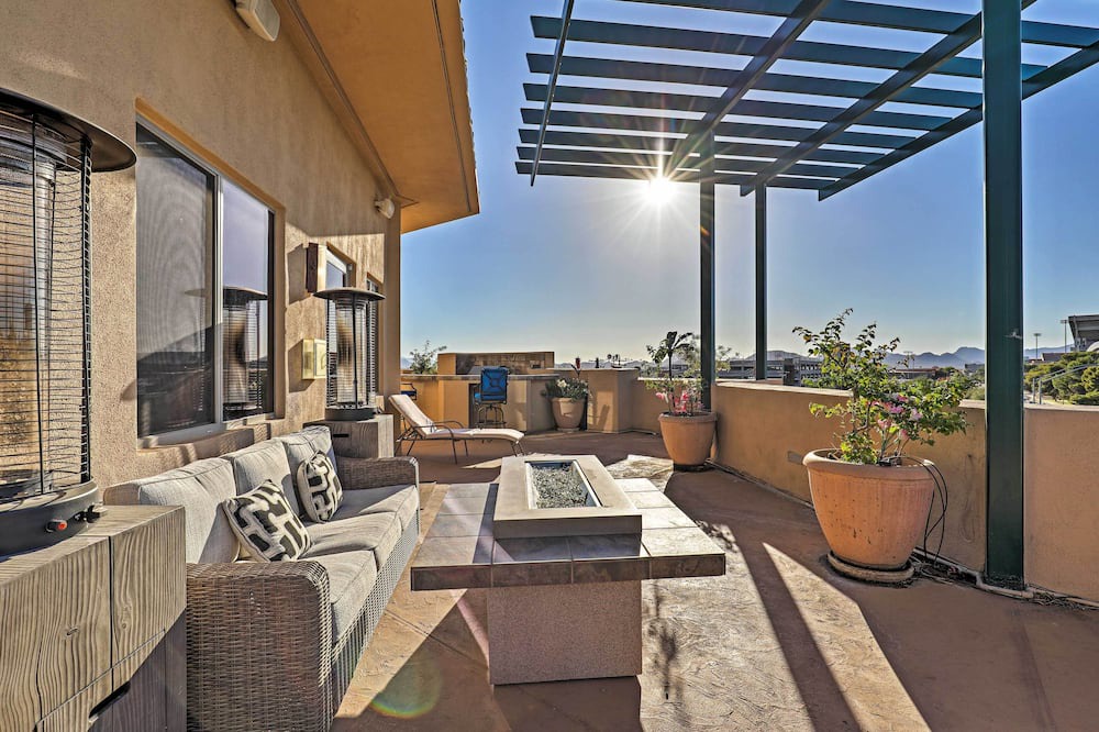 Photo of Patio Balcony in Sam Hughes