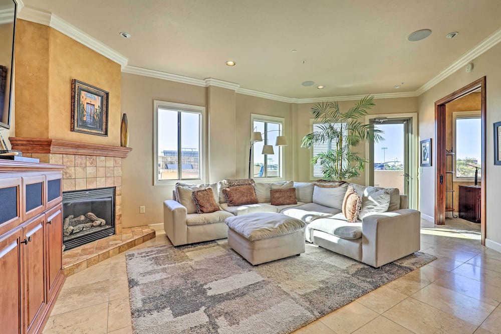 Photo of Patio Balcony in Sam Hughes