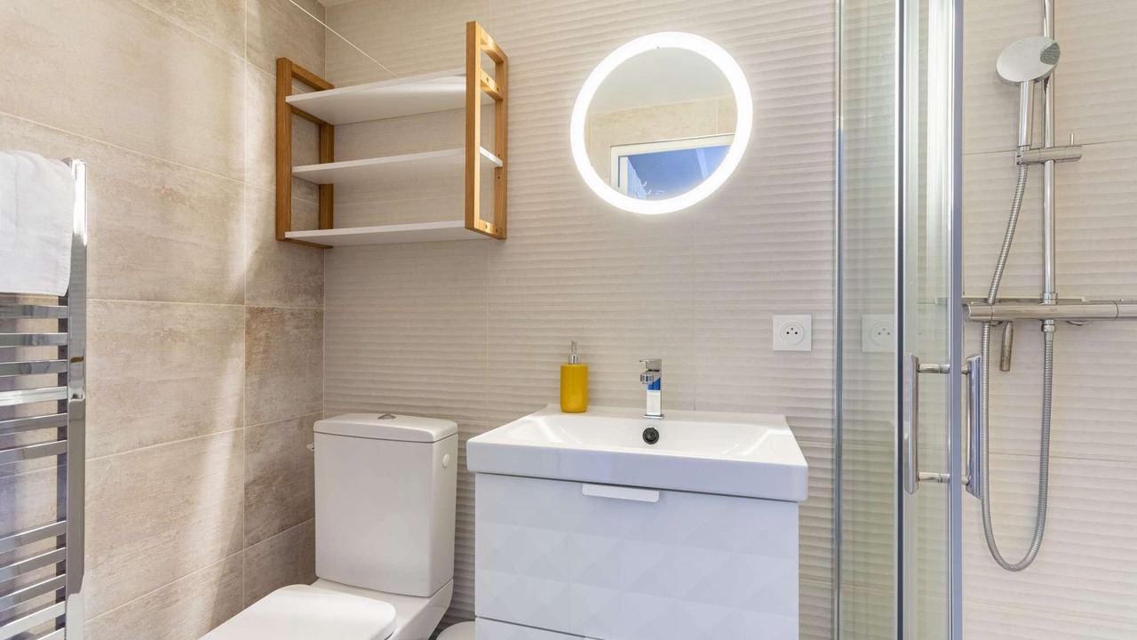 Photo of Others in Jean Jaures