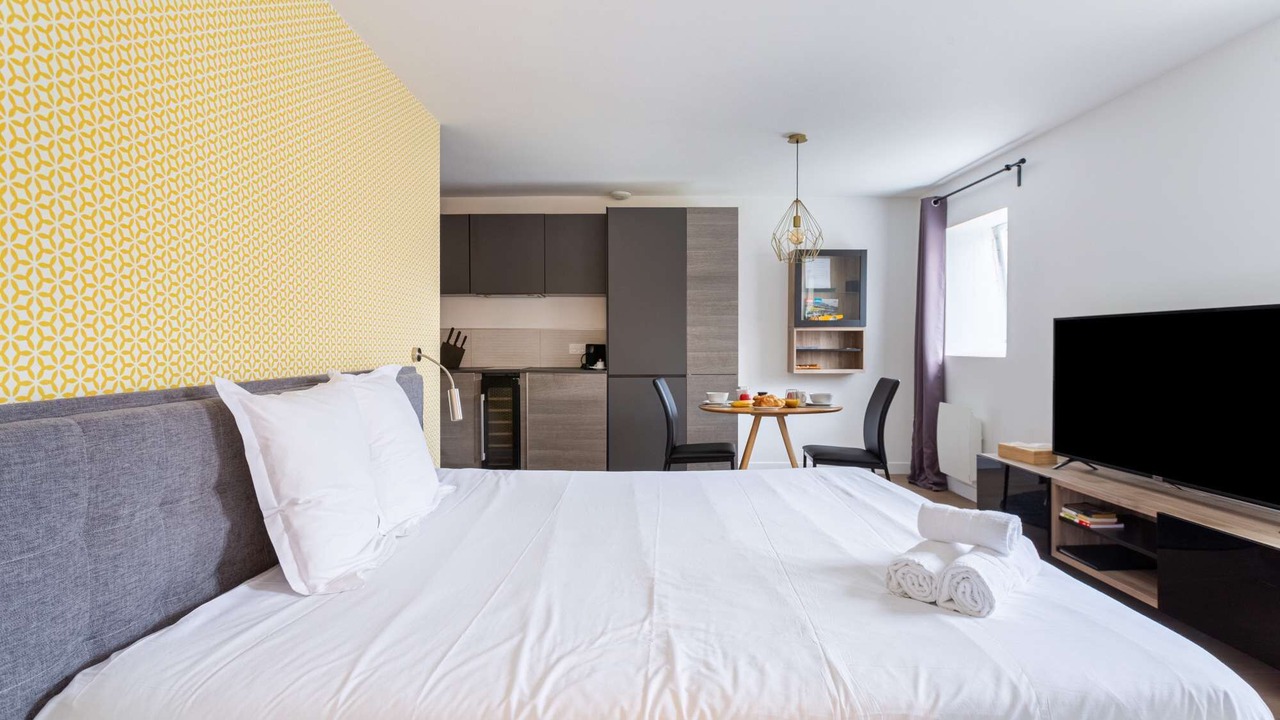 Photo of Others in Jean Jaures