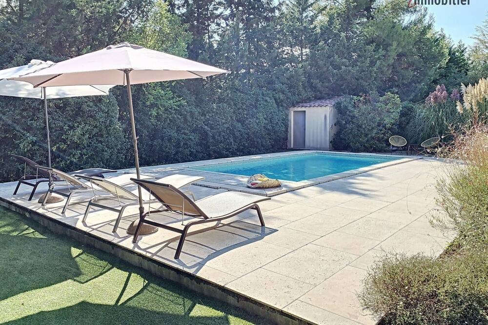 Photo of Others in Orgon