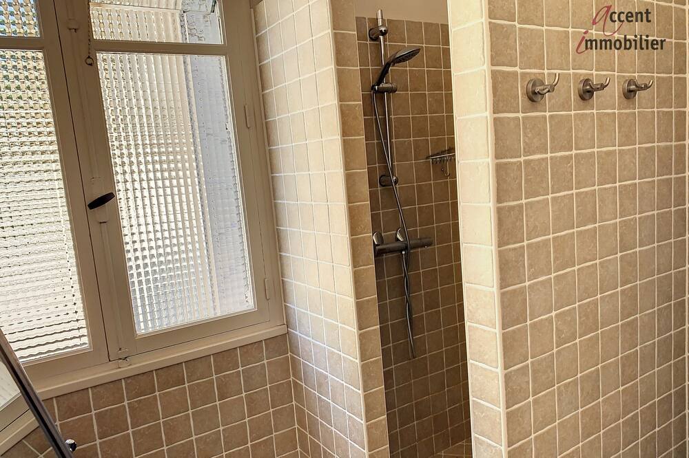 Photo of Others in Orgon