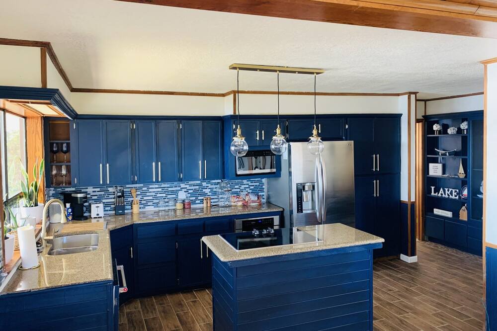 Photo of Kitchen in Leon Junction