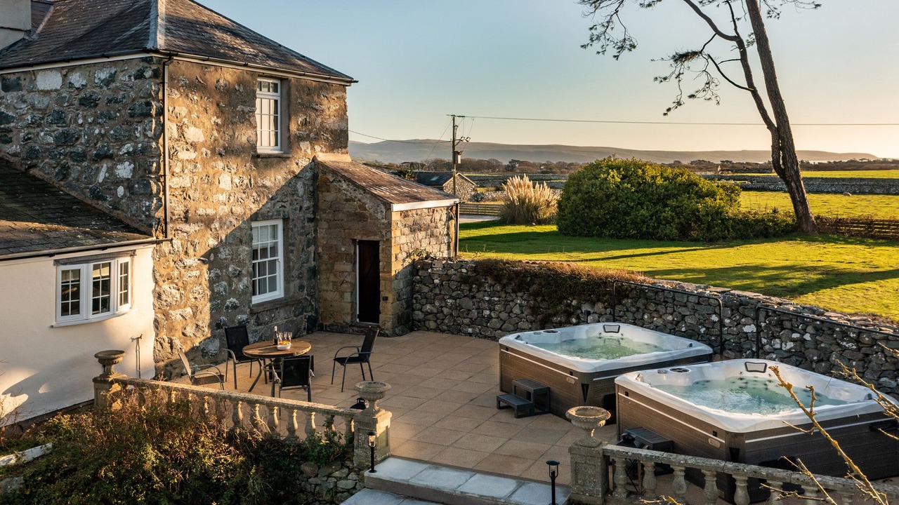 Photo of Patio Balcony in Dyffryn Ardudwy