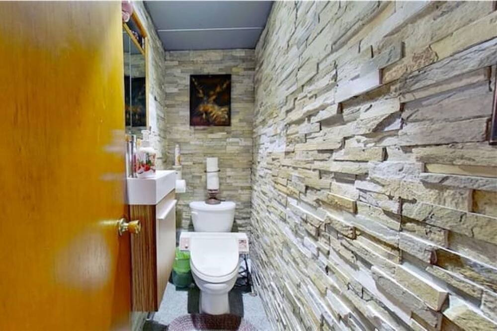 Photo of Bathroom in Sebright