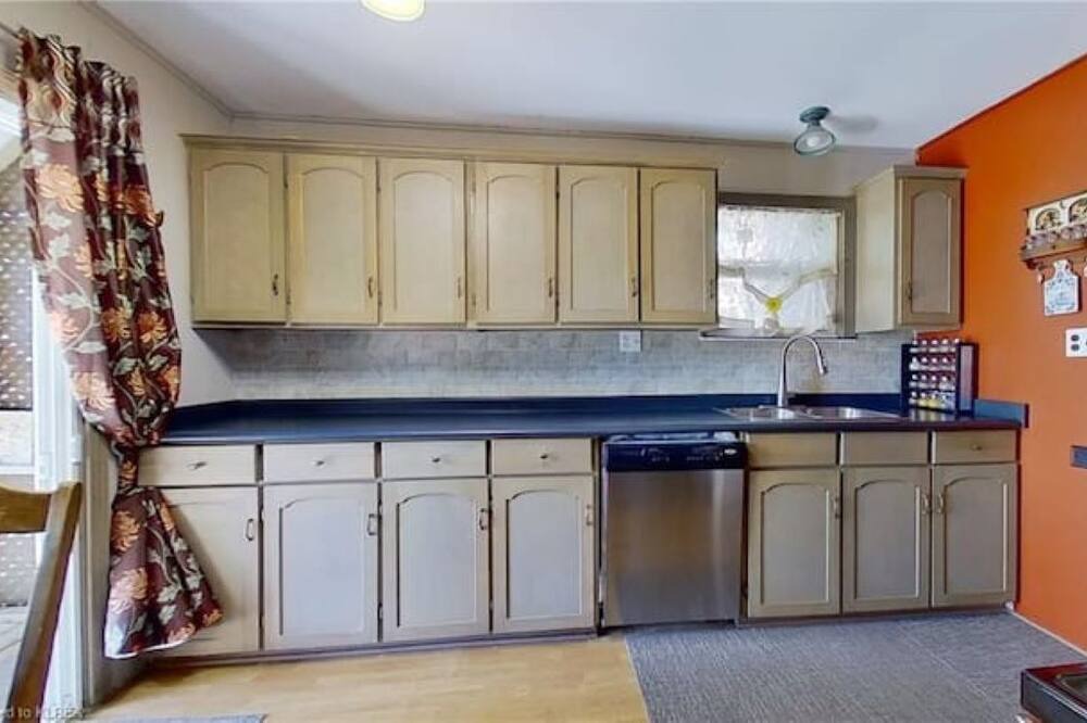 Photo of Kitchen in Sebright