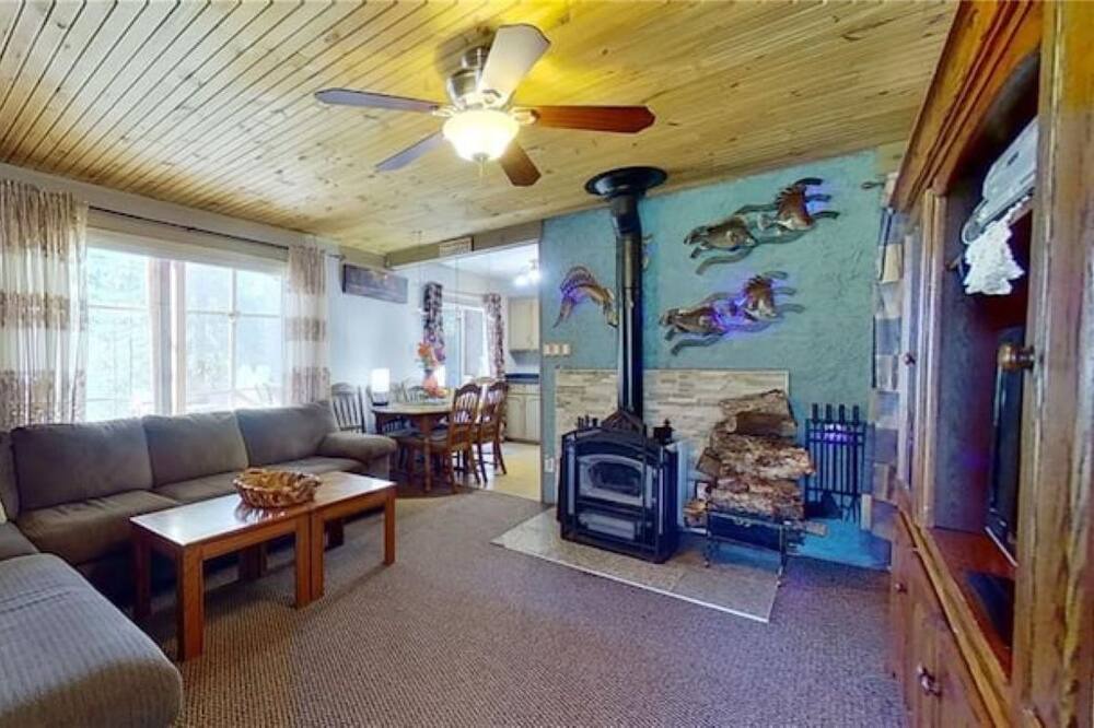 Photo of Livingroom in Sebright