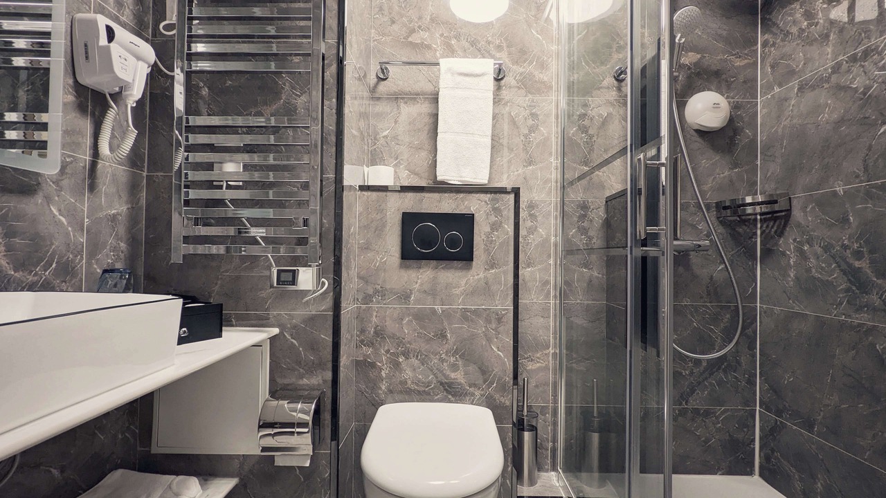 Photo of Bathroom in Sotteville-les-Rouen