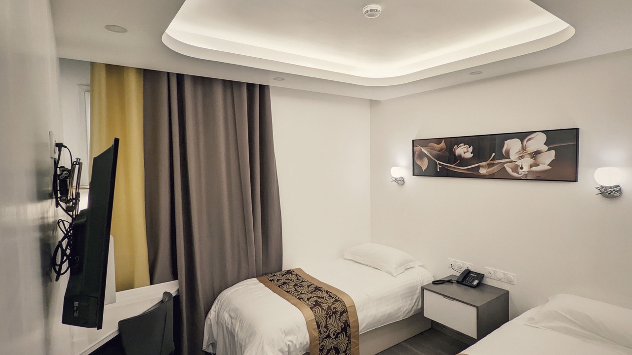 Photo of Bedroom in Sotteville-les-Rouen