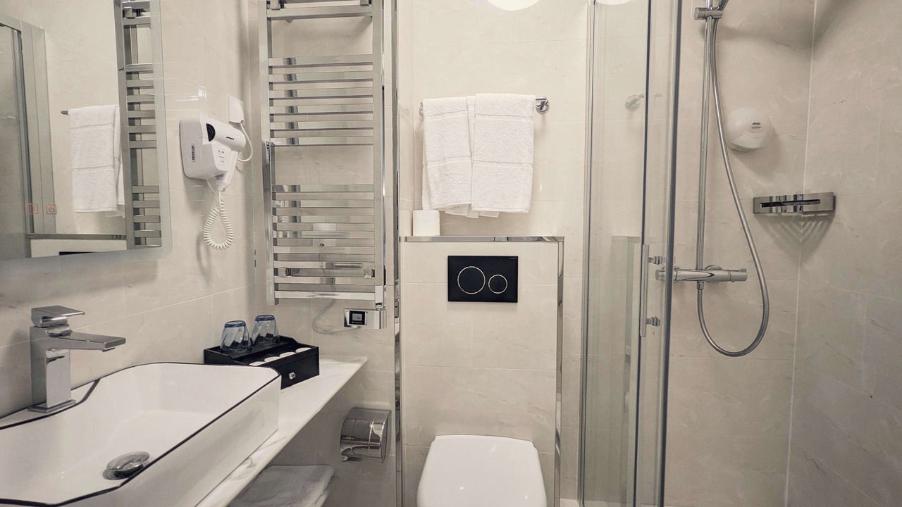 Photo of Bathroom in Sotteville-les-Rouen