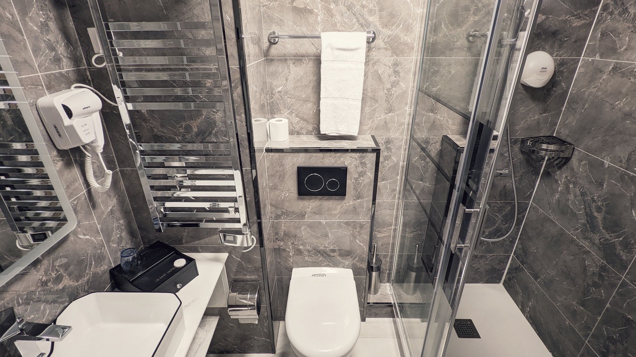 Photo of Bathroom in Sotteville-les-Rouen