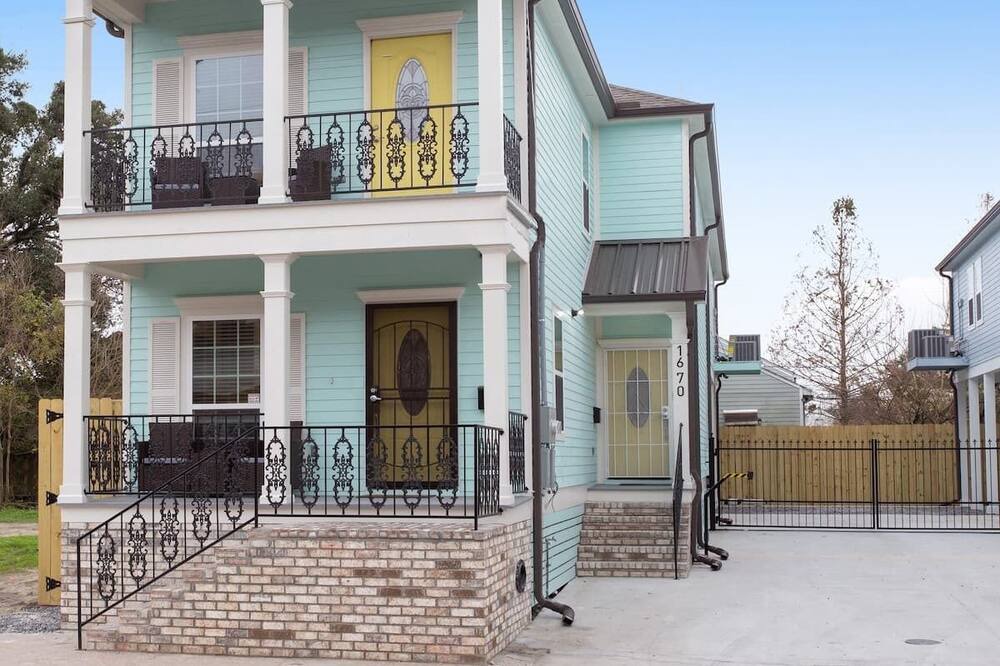 Photo of Outdoor in South 7th Ward