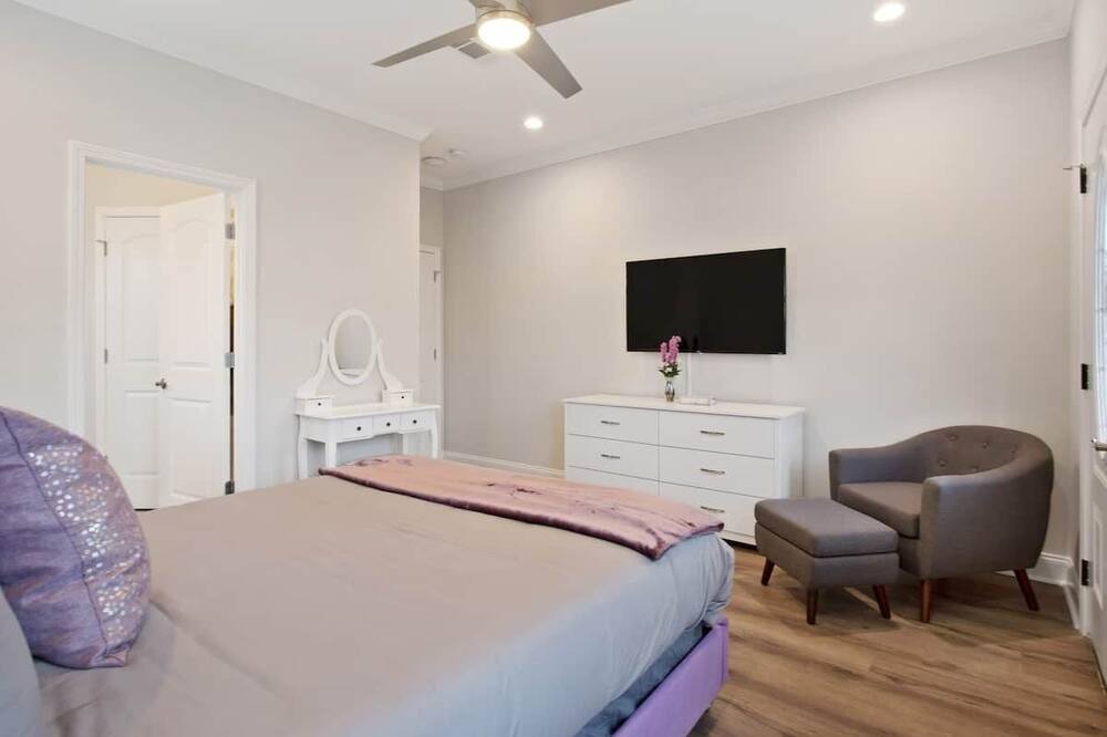Photo of Bedroom in South 7th Ward