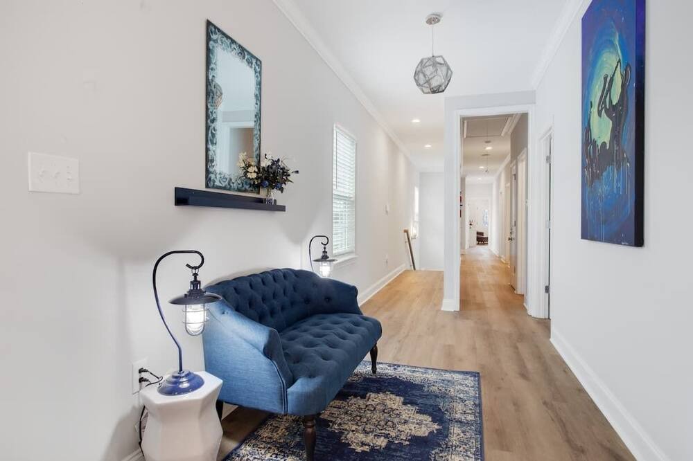 Photo of Livingroom in South 7th Ward