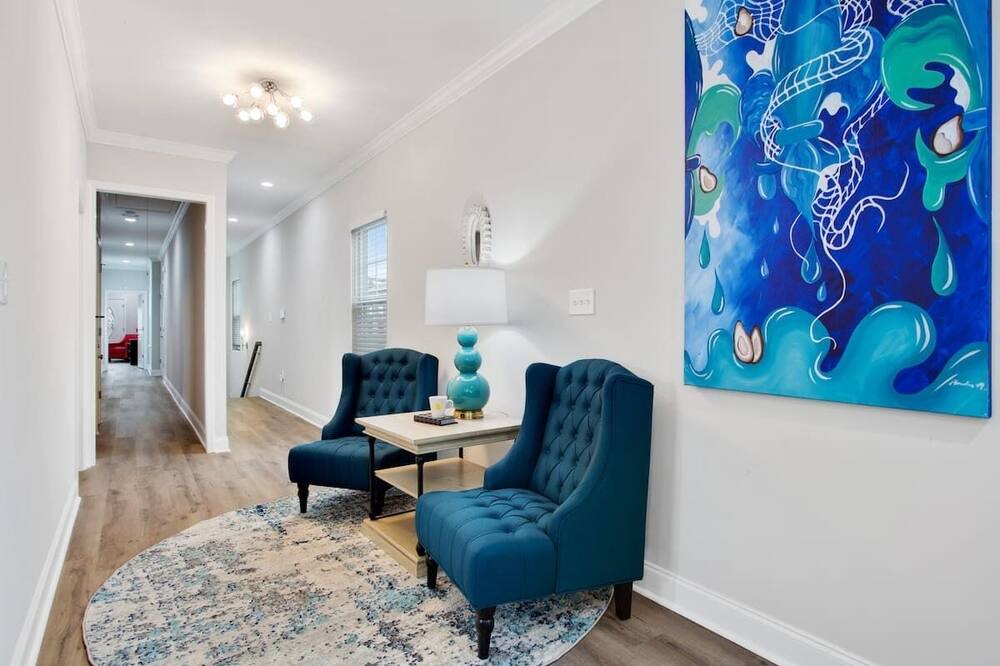 Photo of Livingroom in South 7th Ward