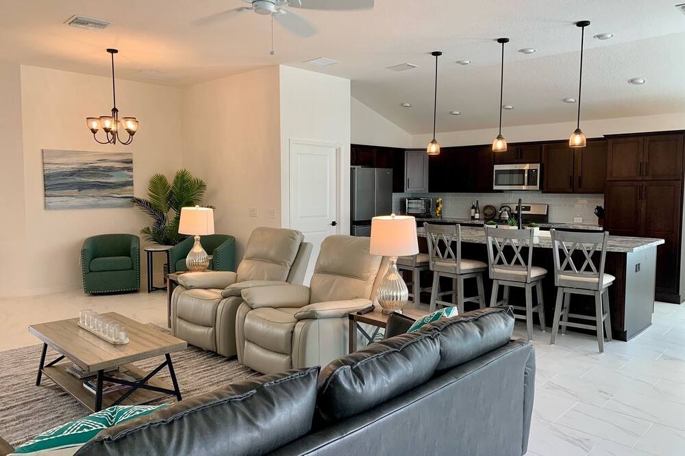 Photo of Bedroom in Leesburg