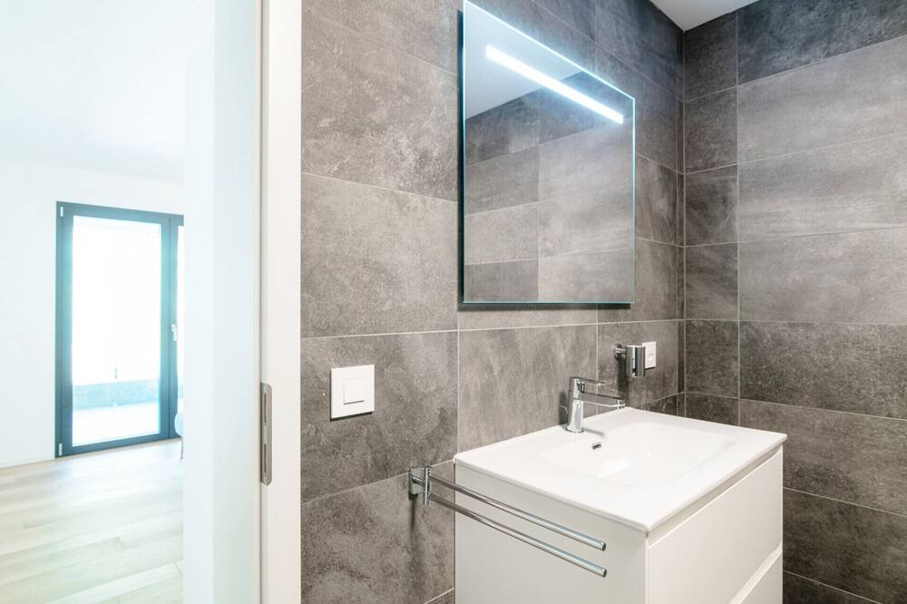 Photo of Bathroom in Gudo