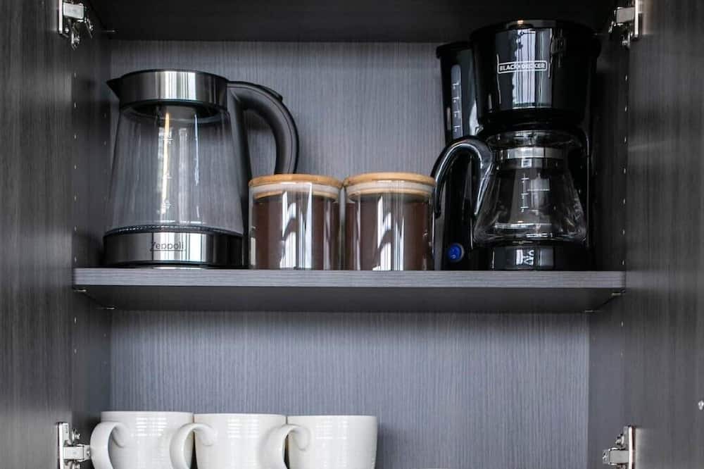Photo of Bedroom in Jefferson Manor