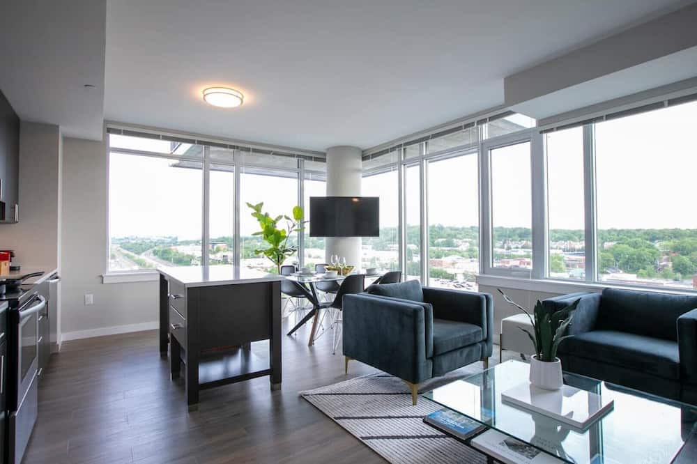 Photo of Livingroom in Jefferson Manor