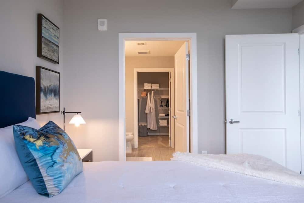 Photo of Bedroom in Jefferson Manor