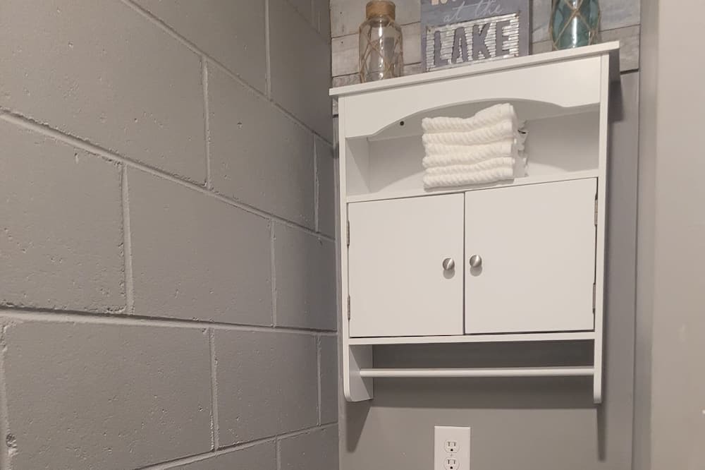 Photo of Bathroom in Lynn