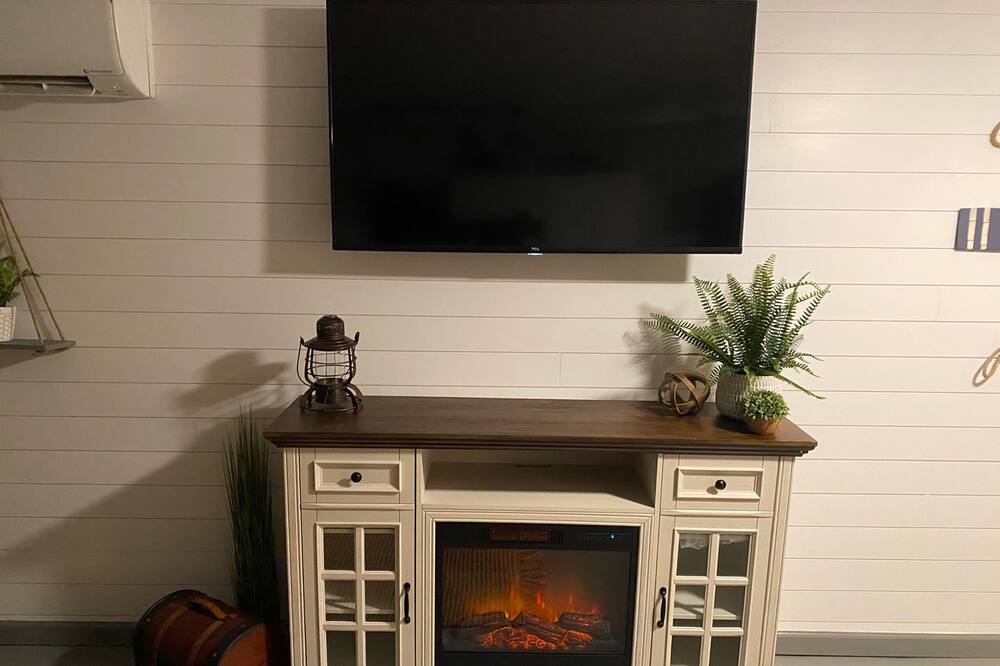 Photo of Livingroom in Lynn