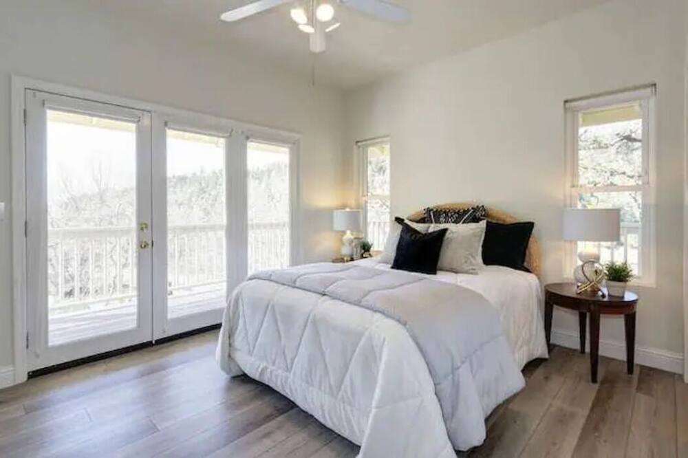 Photo of Bedroom in Colfax